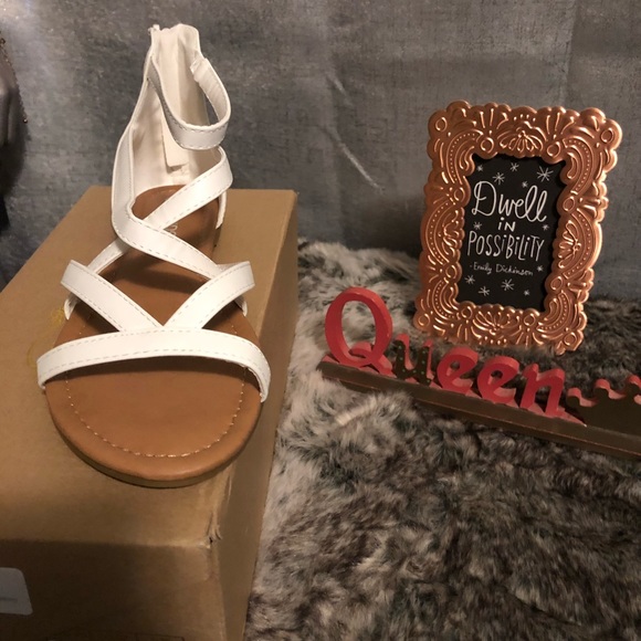 Sandals 👡 - Picture 2 of 5